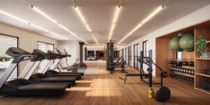 Academia bem equipada para exercícios de todos os membros e diversos pesos
